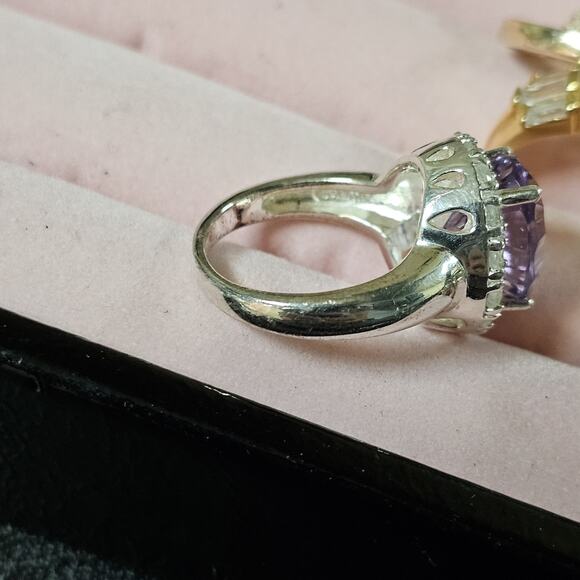 Sterling Silver Cushion Amethyst & White Zircon Ring Sz 6 Statement Birthstone - Picture 8 of 9